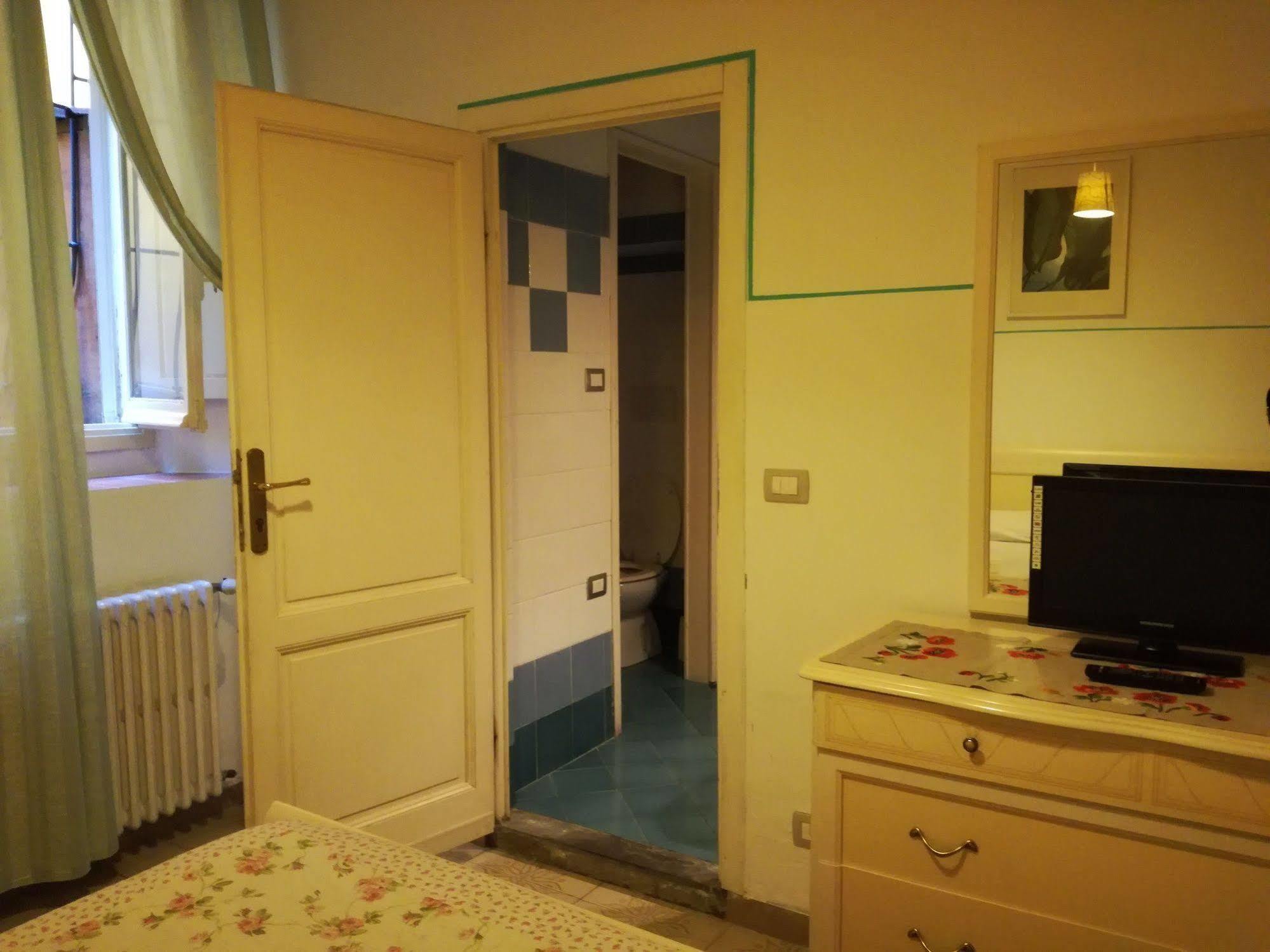 Affittacamere Casa Corsi Firenze Bagian luar foto